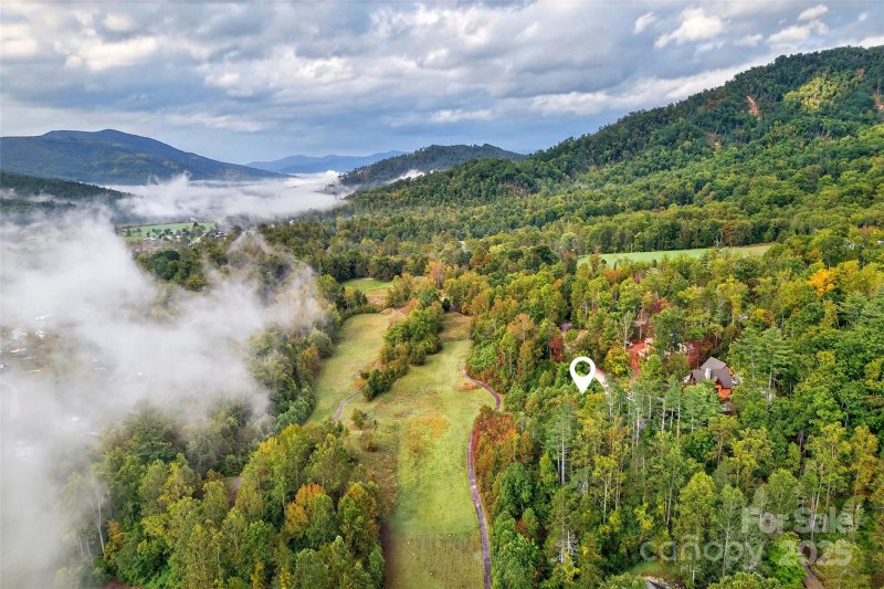 Property image 4 at 541 Blue Ridge Drive, Marion, NC 28752