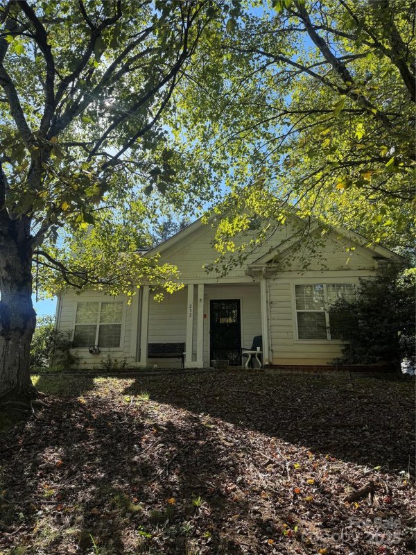 Property image 2 at 232 Cedarcroft Drive, Mooresville, NC 28115