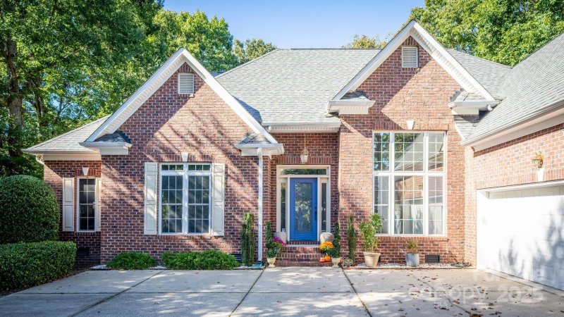 Property image 3 of 7843 Nine Iron Court in Westport, Denver, NC 28037