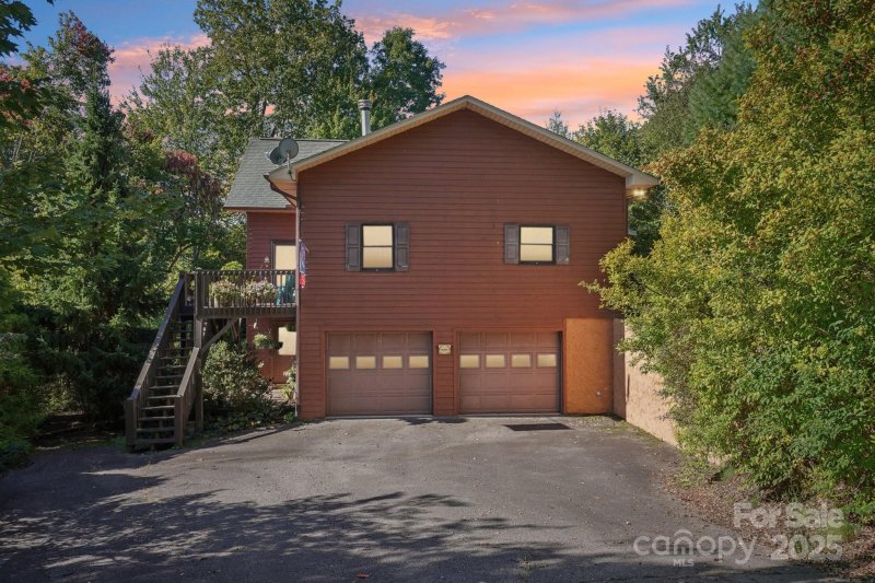 Property image 2 of 3238 Utah Mountain Road in Utah mountain estates, Waynesville, NC 2876