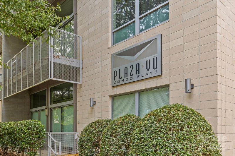 Property image 2 at 2116 Mcclintock Road, Charlotte, NC 28205