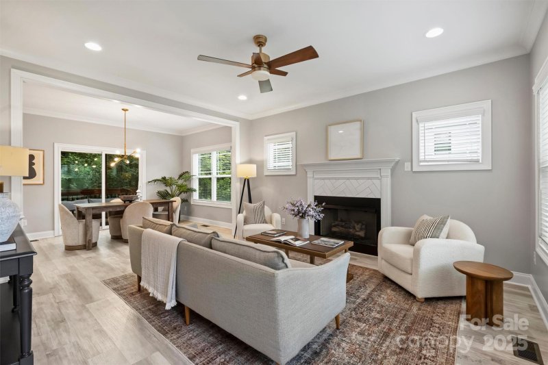 Property image 2 at 3031 Palm Avenue, Charlotte, NC 28205