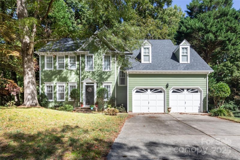 9112 Laurel Ridge Trail