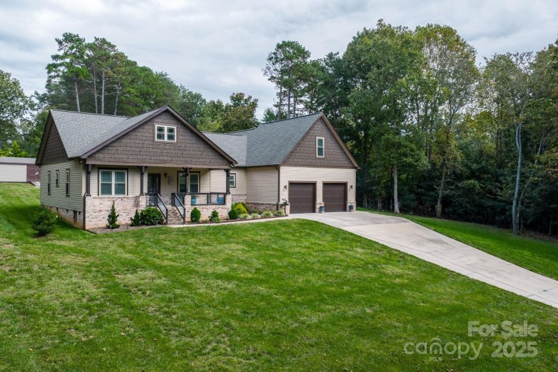 4850 Woodwinds Drive