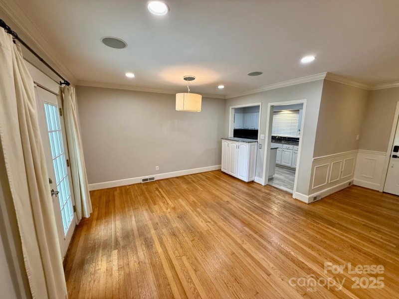 Property image 5 at 1425 Montford Drive, Charlotte, NC 28209