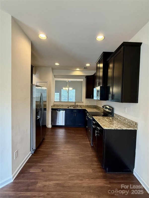 Property image 5 of 9516 Birkwood Court in Berewick, Charlotte, NC 28278