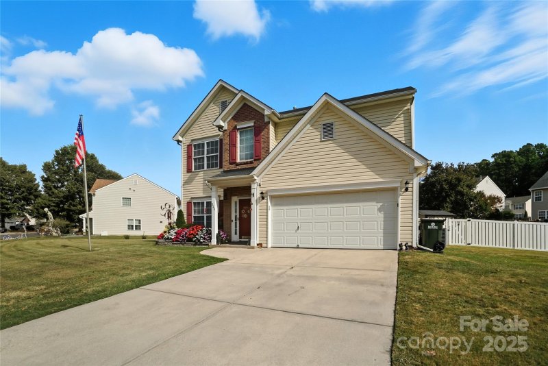 Property image 3 of 311 Notable Lane in Ebenezer Village, Rock Hill, SC 29732