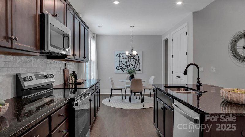 Property image 2 of 13205 Cozy Court in Cresswind, Charlotte, NC 28215