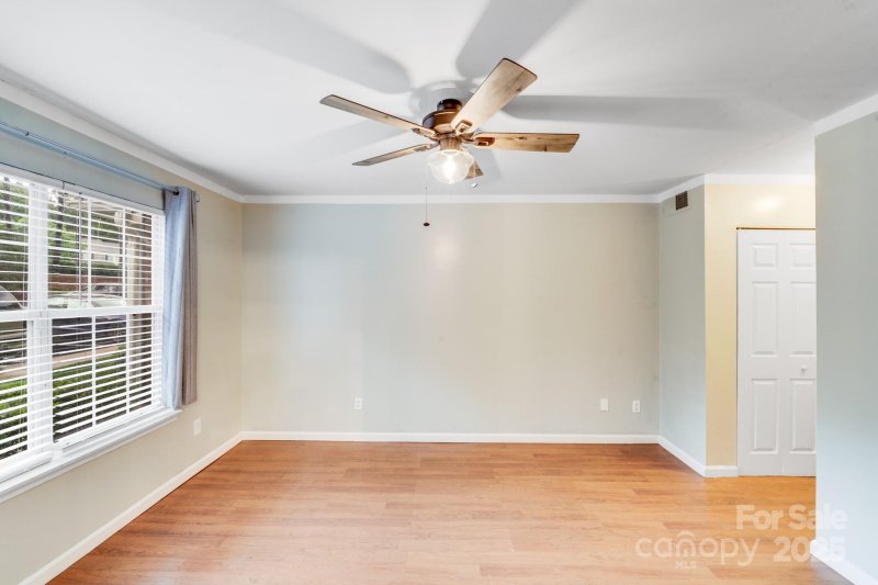 Property image 3 of 5670 Prescott Court in Prescott Village, Charlotte, NC 28269