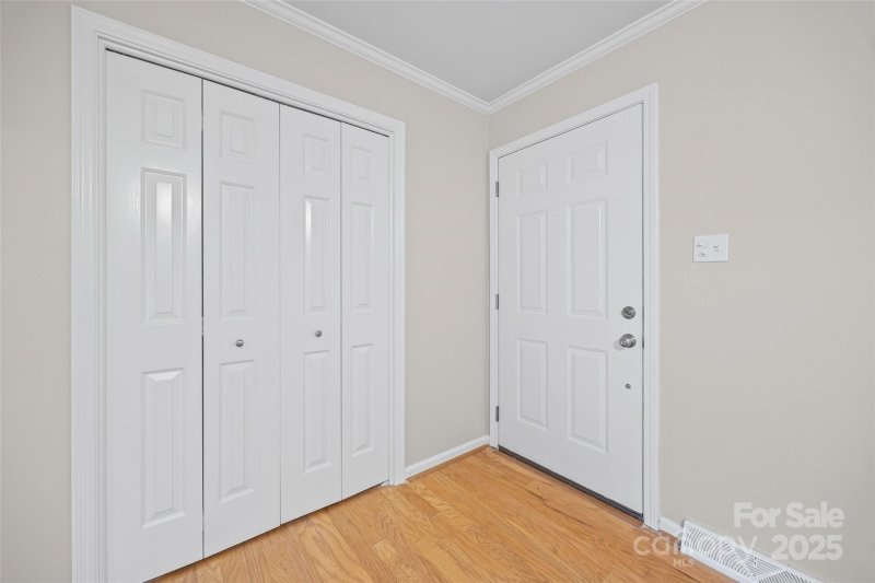 Property image 3 of 5381 Woodside Drive in River Pines, Rock Hill, SC 29732