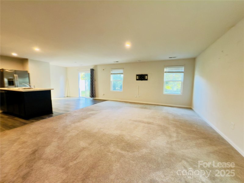 Property image 4 of 5147 Downhaul Drive in Dillon Lakes, Charlotte, NC 28269