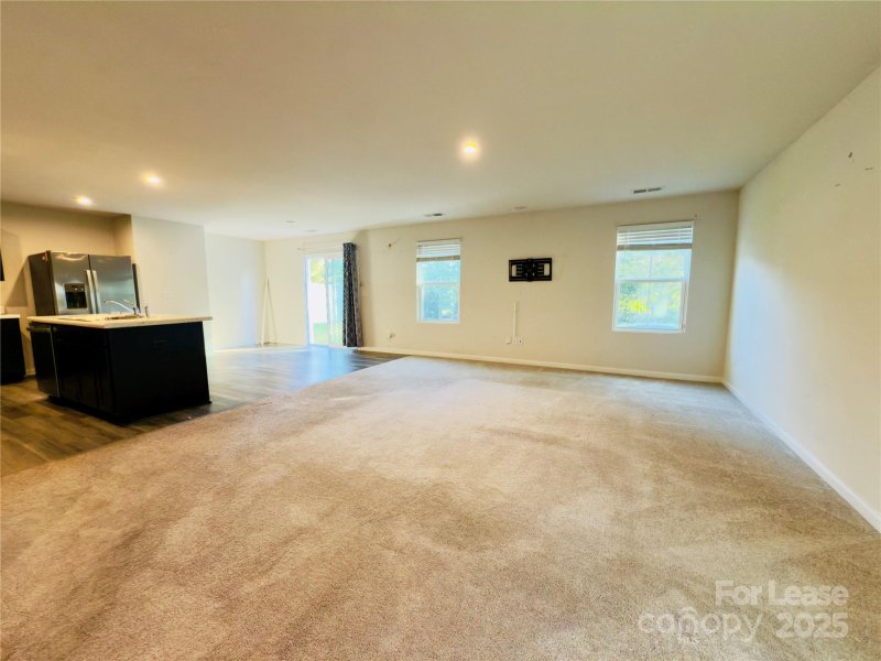 Property image 5 of 5147 Downhaul Drive in Dillon Lakes, Charlotte, NC 28269