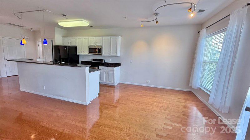 Property image 3 of 14668 Via Sorrento Drive in Belle Vista, Charlotte, NC 28277