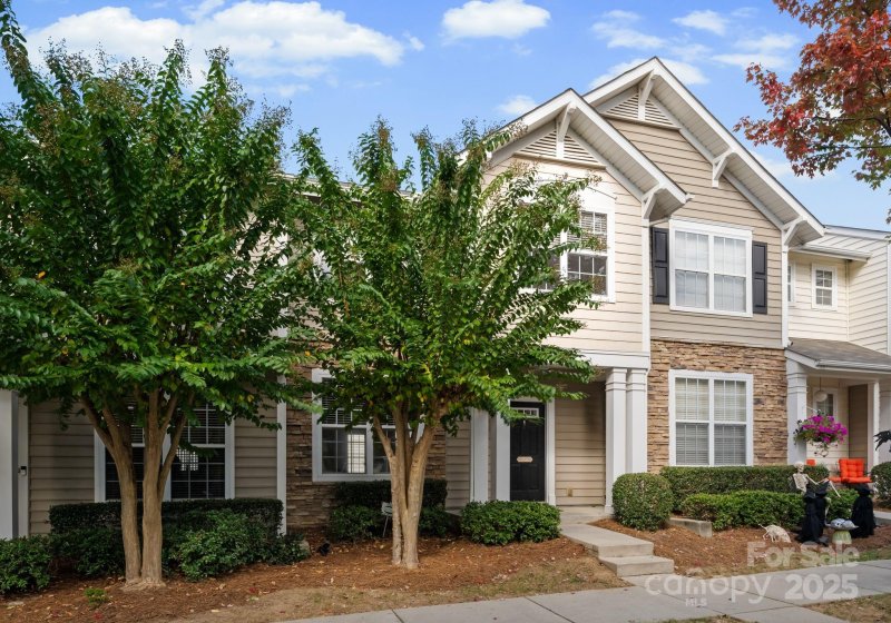 Property image 3 of 1136 Drummond Lane in Callonwood, Matthews, NC 28104