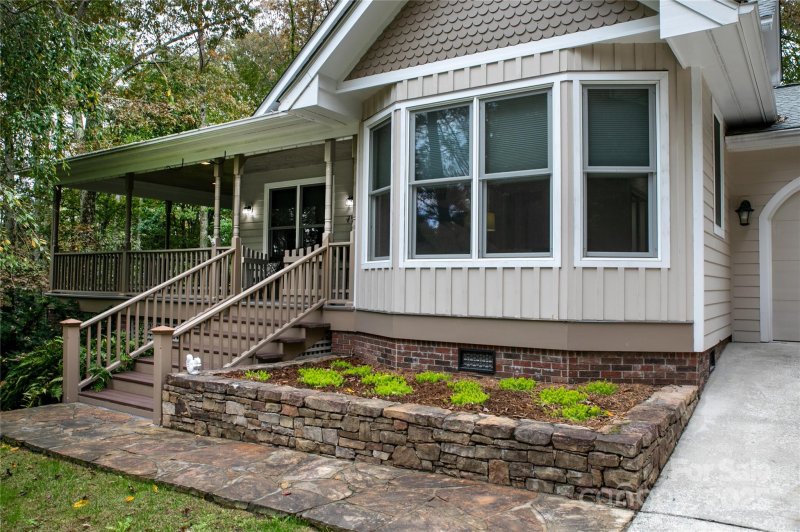 Property image 3 of 75 Twin Oaks Lane in Oak Woods, Pisgah Forest, NC 28768