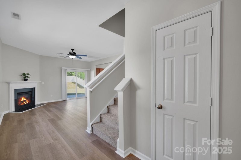 Property image 2 of 12404 Bending Branch Road in Woodbury, Charlotte, NC 28227