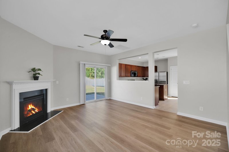 Property image 4 of 12404 Bending Branch Road in Woodbury, Charlotte, NC 28227