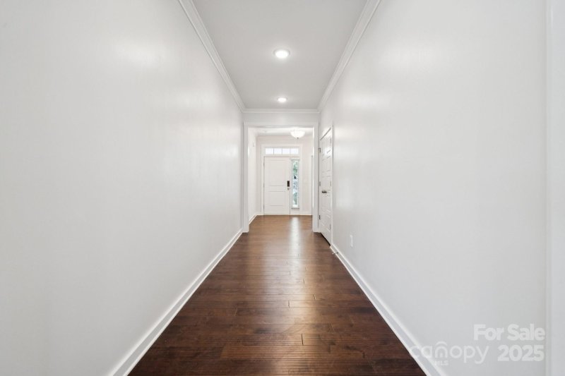 Property image 3 of 624 Daventry Court in Paddlers Cove, Clover, SC 29710