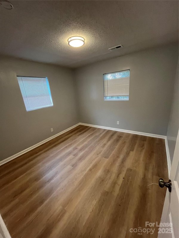 Property image 5 at 2514 Dundeen Street, Charlotte, NC 28216