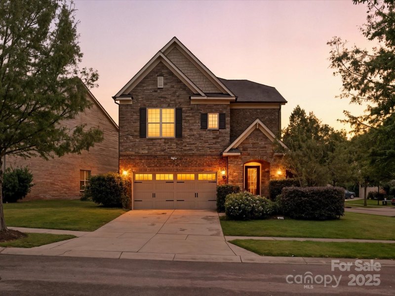 Property image 2 of 9751 Wheatfield Road in Abingdon, Charlotte, NC 28277