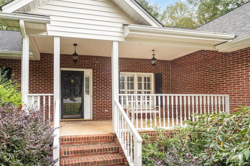 Property image 3 of 118 Southern Pine Drive in Highland Pines, Shelby, NC 28152