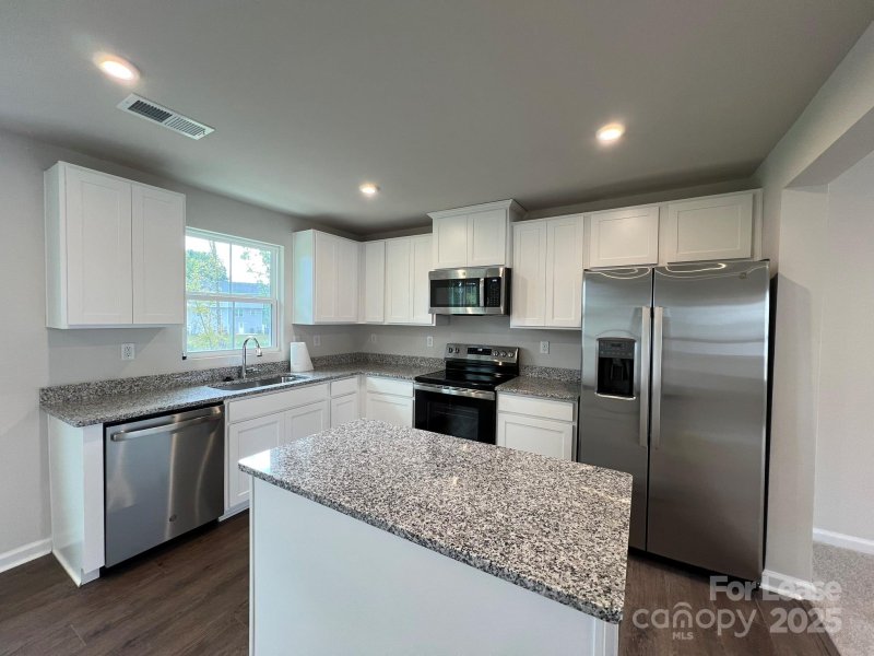 Property image 5 of 7102 Capstan Terrace in Dillon Lakes, Charlotte, NC 28269