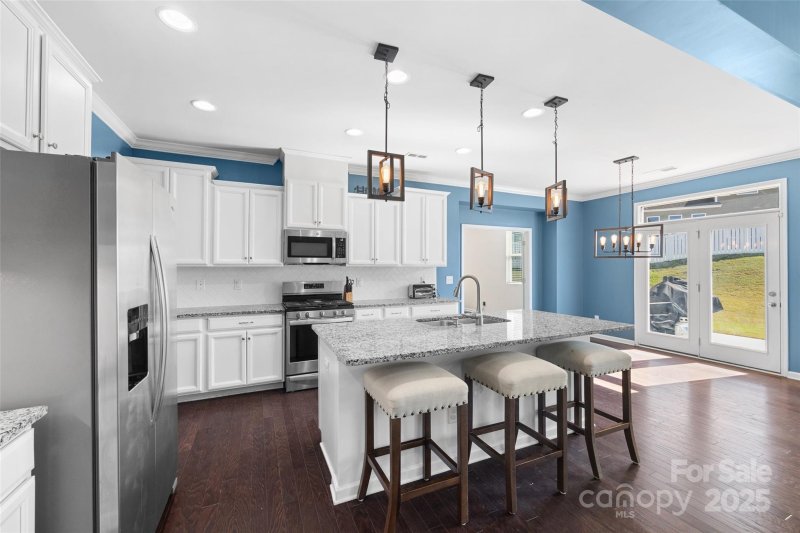 Property image 3 of 15234 Red Canoe Way in Ridgewater, Charlotte, NC 28278