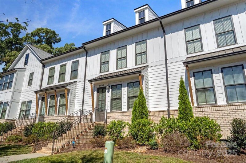 Property image 2 of 11934 Fiddlers Roof Lane in Elm Terraces, Charlotte, NC 28277