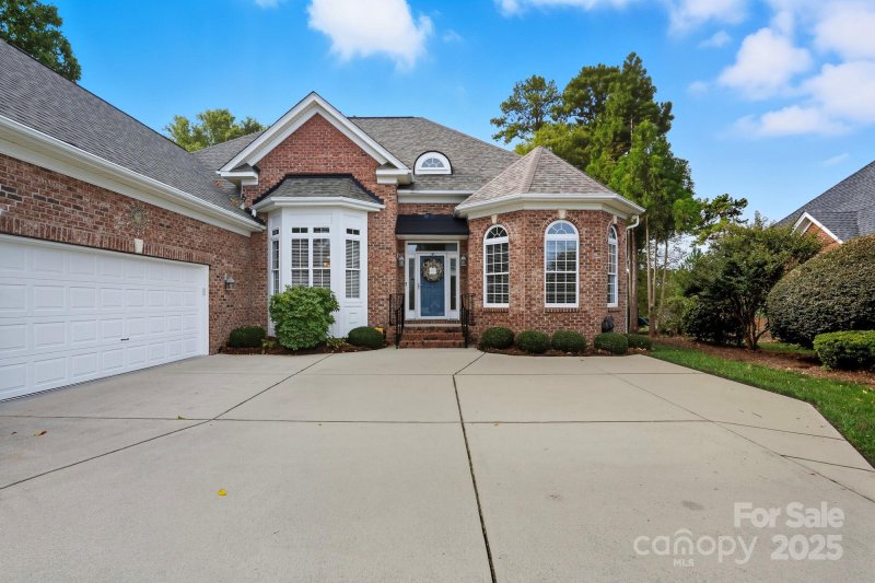 Property image 2 of 1314 Crooked Stick Drive in Waterford Glen, Rock Hill, SC 29730