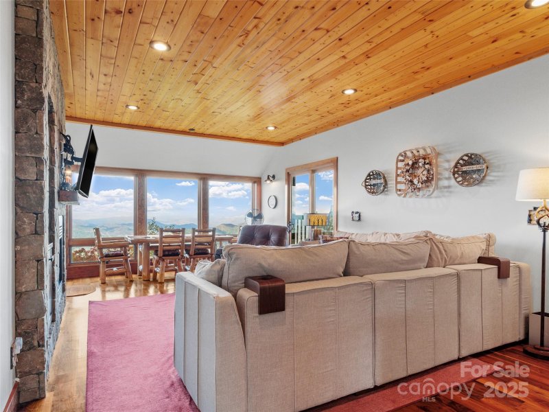 Property image 5 of 80 Slickrock Road in Mountain Air, Burnsville, NC 28714