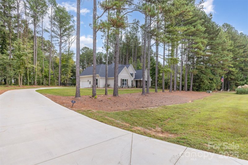Property image 3 of 5101 Garden Gate Drive in Homestead, Monroe, NC 28112