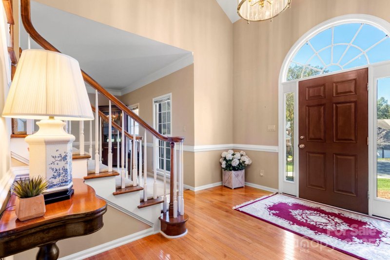 Property image 4 at 4749 Avonwood Lane, Charlotte, NC 28270