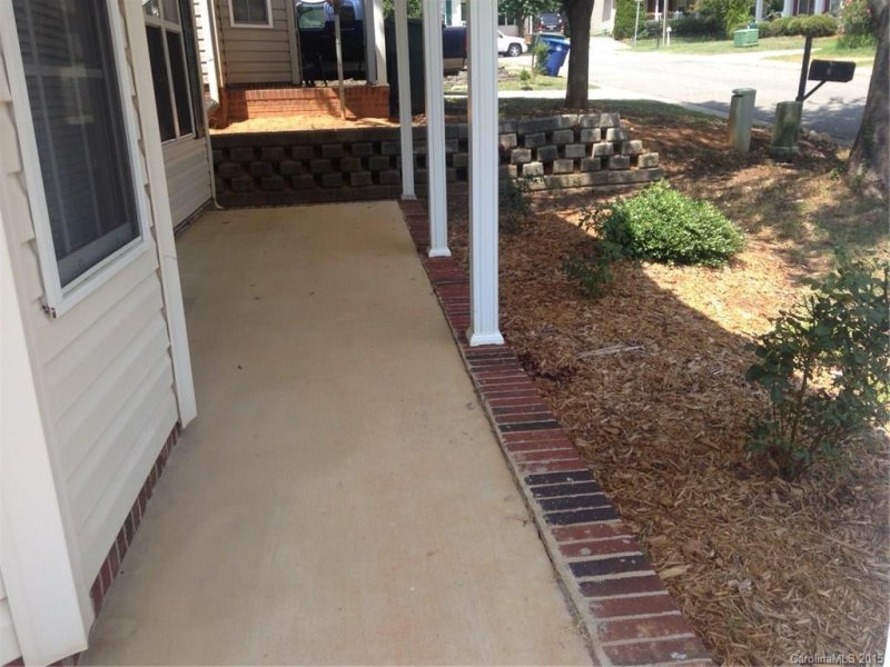 Property image 3 at 320 Cassidy Lane, Mooresville, NC 28115