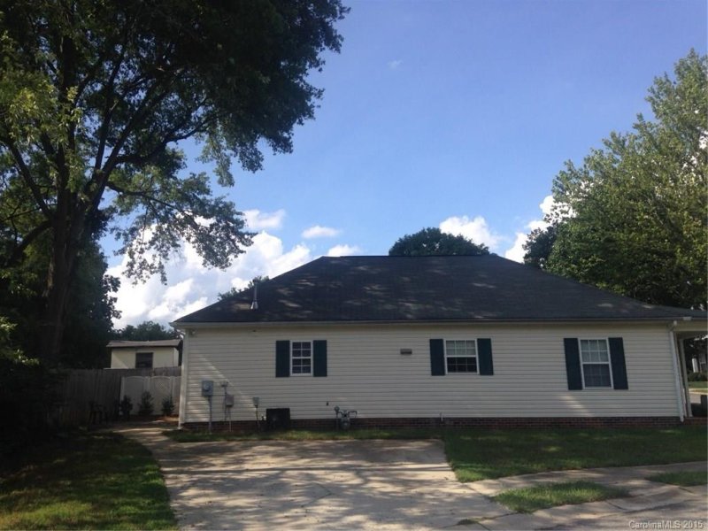 Property image 4 at 320 Cassidy Lane, Mooresville, NC 28115