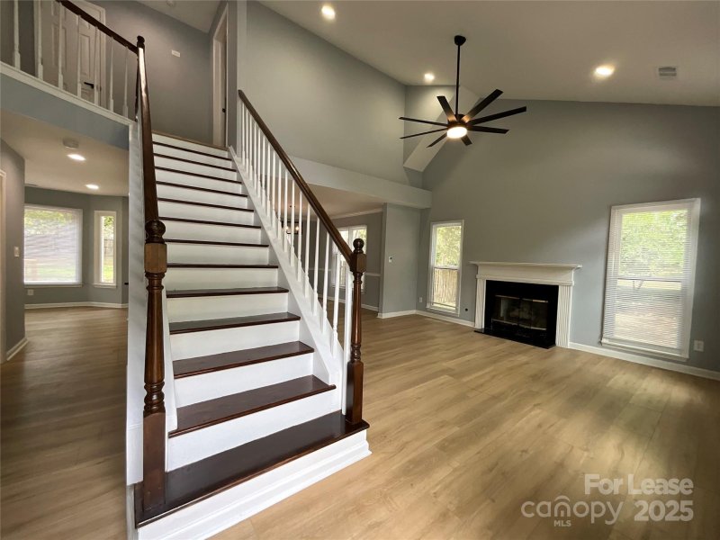 Property image 2 of 8733 Canter Post Drive in Claiborne Woods, Charlotte, NC 28216