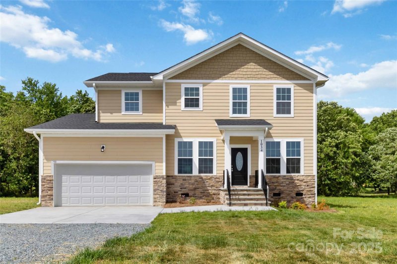 1034 Heath Helms Road