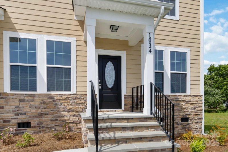 Property image 3 of 1034 Heath Helms Road in Brief Estates, Monroe, NC 28110