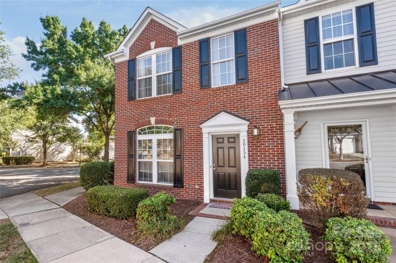 Property image 2 of 10154 Alexander Martin Avenue in Blakeney Greens, Charlotte, NC 28277