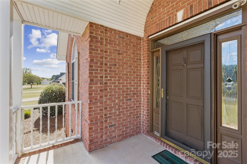 Property image 2 of 807 Tranquil Knoll Lane in Oak Creek, York, SC 29745