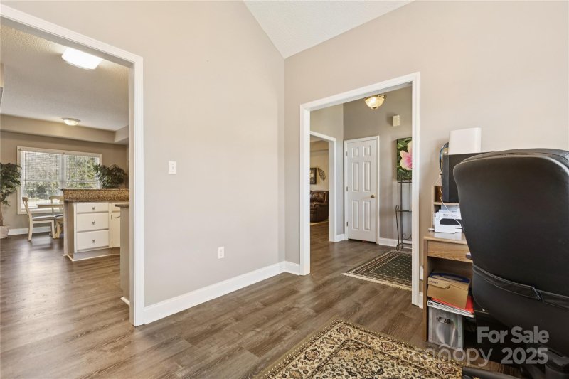 Property image 3 of 807 Tranquil Knoll Lane in Oak Creek, York, SC 29745