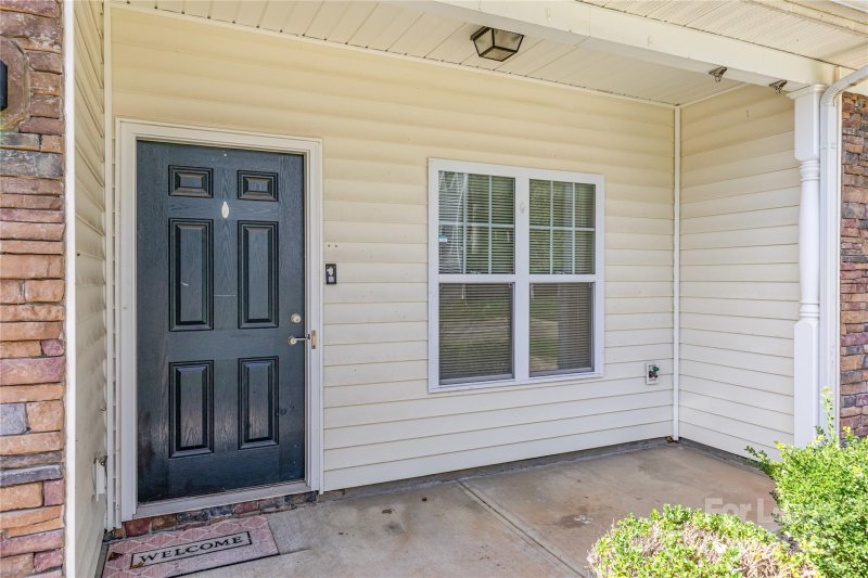 Property image 3 of 205 Limerick Road in woodburn Crossing, Mooresville, NC 28115