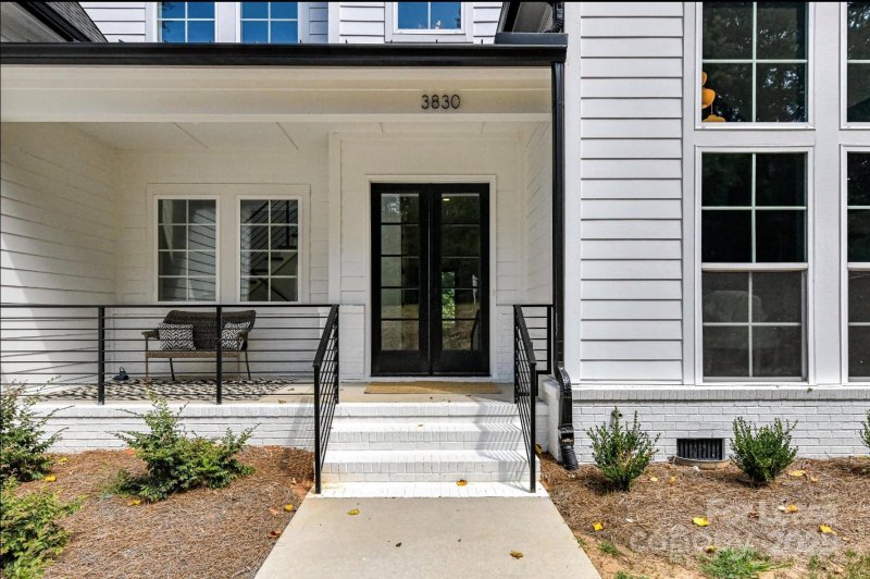 Property image 2 of 3830 Mill Run in Riverwood, Terrell, NC 28682