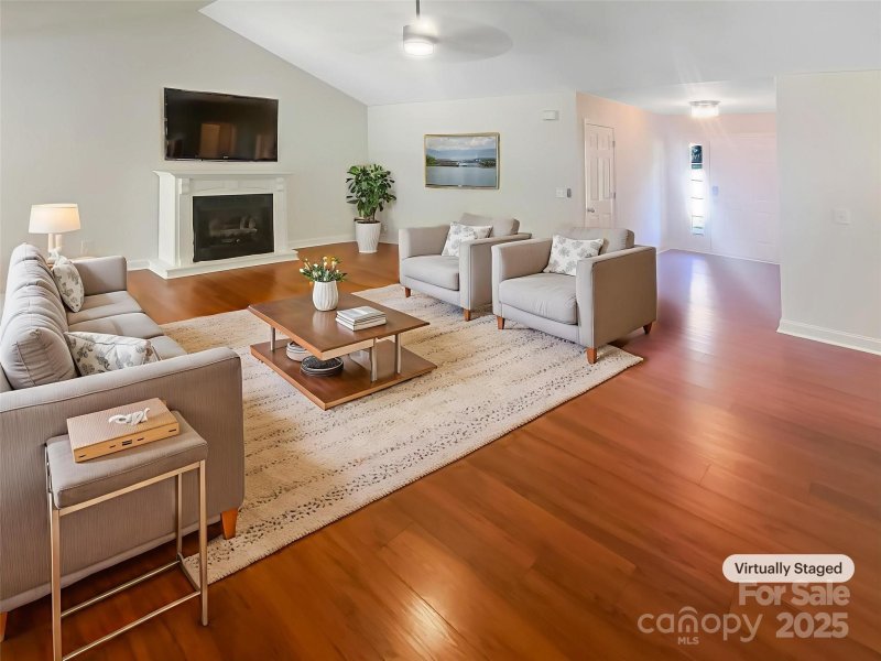 Property image 2 of 2007 Forget Me Not Lane in Noble Oaks, Wingate, NC 28174