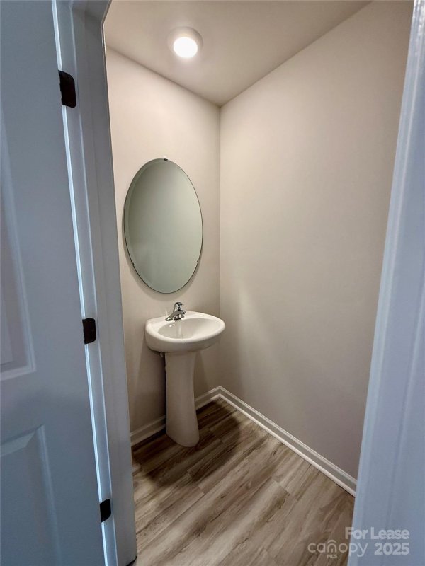 Property image 5 of 5141 Hyrule Drive in Mallard Creek Towns, Charlotte, NC 28262