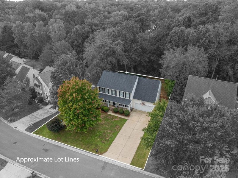 Property image 2 of 4920 Summerside Drive in Autumn Cove At Lake Wylie, Clover, SC 29710