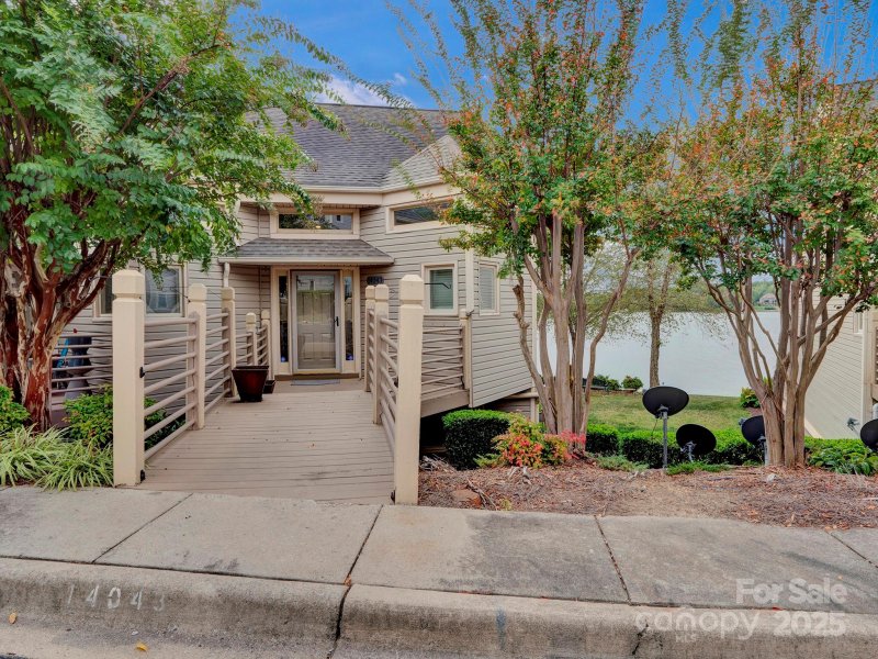 Property image 4 of 14043 Queens Harbor Road in The Yachtsman, Charlotte, NC 28278