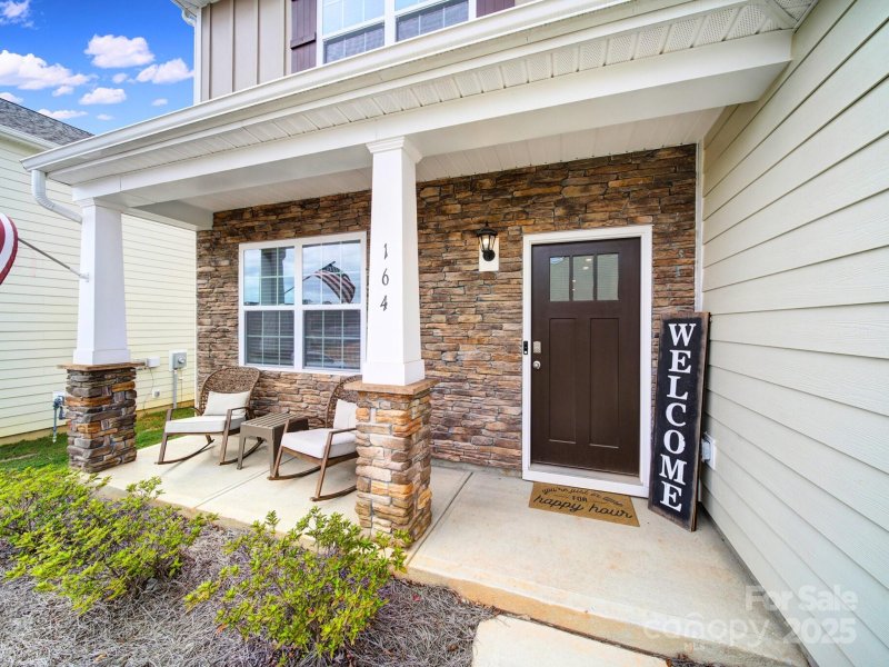 Property image 2 of 164 North Hill Lane in Calvin Creek, Troutman, NC 28166