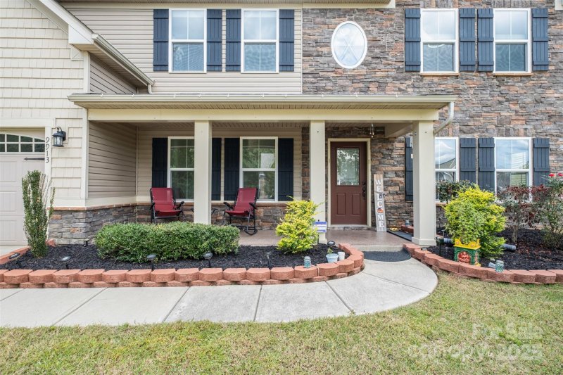 Property image 4 of 9913 Violet Cannon Drive in Cannon Crossing, Concord, NC 28027