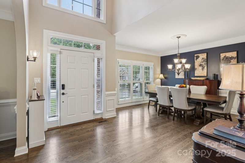 Property image 5 of 12014 Matthew Martin Lane in Overlook, Charlotte, NC 28216