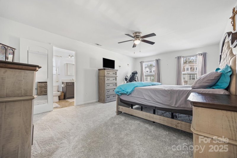Property image 3 of 831 Yale Street in Roddey Park, Rock Hill, SC 29730